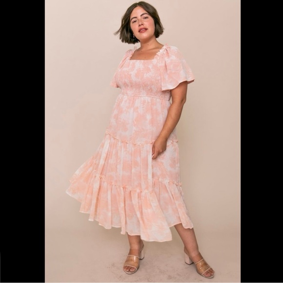 Ivy City Women’s Midi Tiered Flowy Blush Modest Sweet Tea Dress Size M - Picture 3 of 5